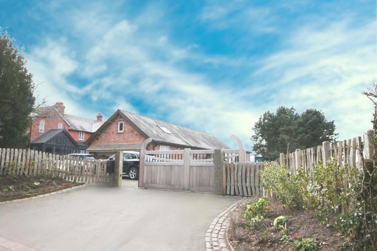 The Hayloft - Cheshire Villa Crewe Ngoại thất bức ảnh