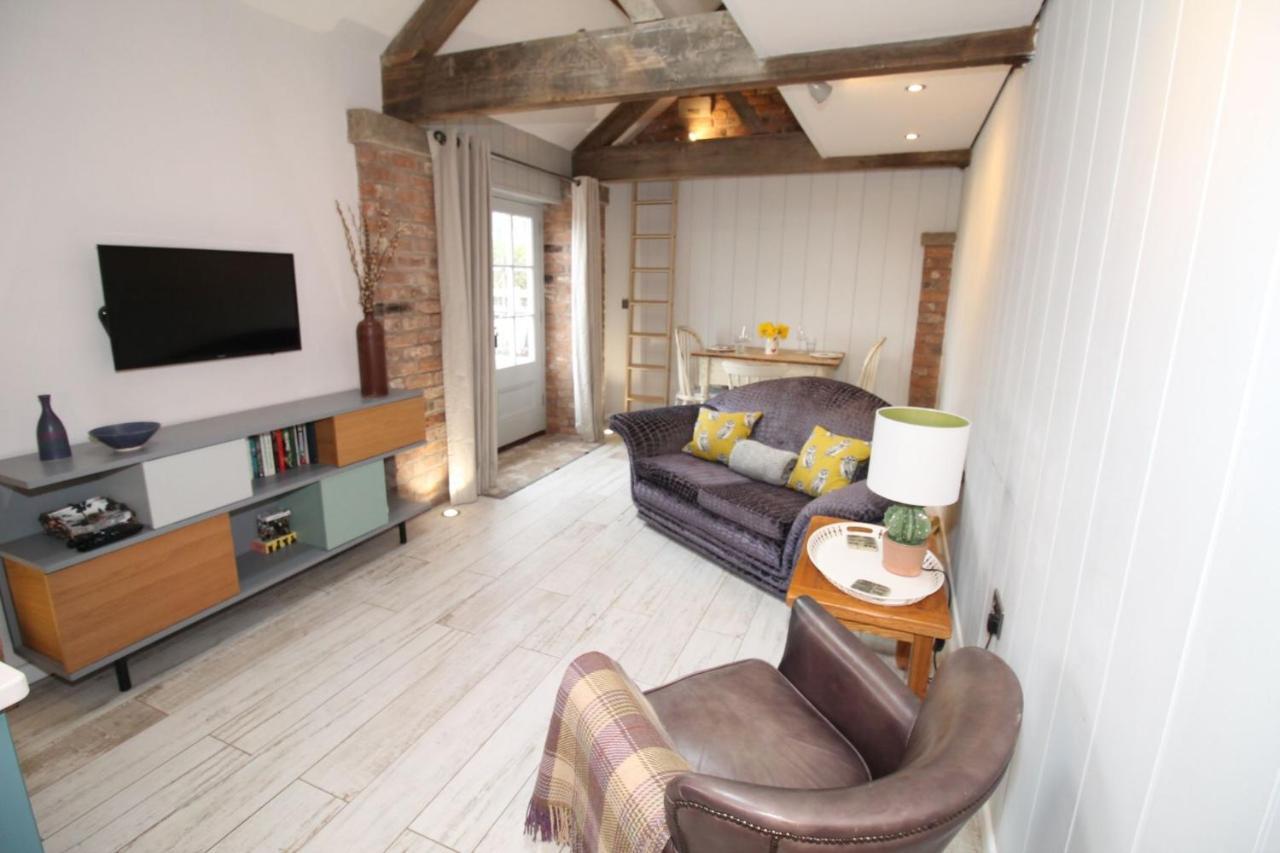 The Hayloft - Cheshire Villa Crewe Ngoại thất bức ảnh